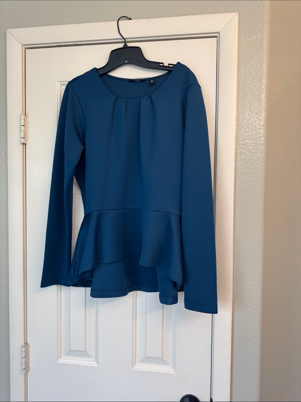 Womens Teal Long-Sleeve Scuba Peplum Top